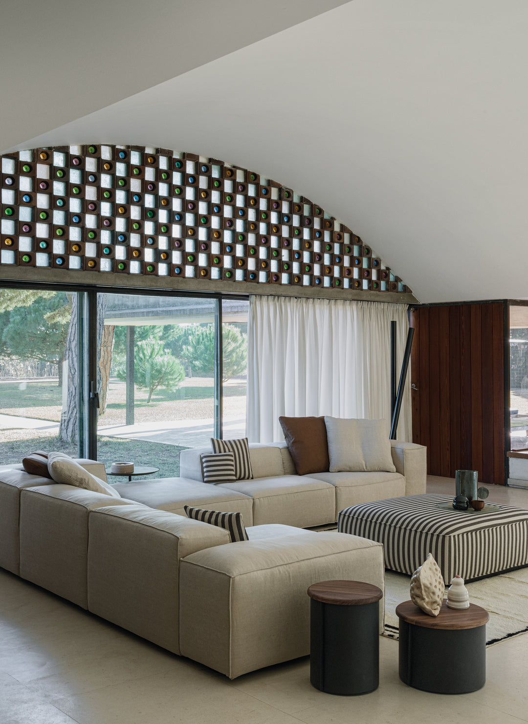 Season Sofa