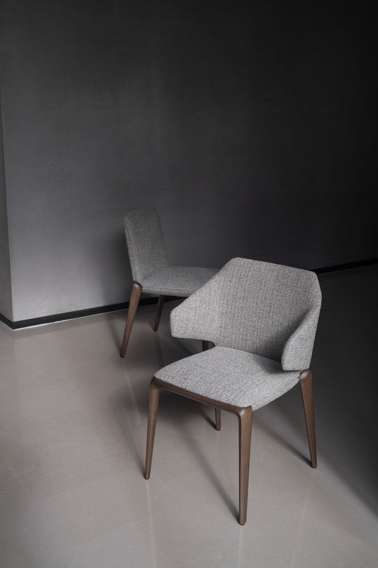 Hiru Armchair