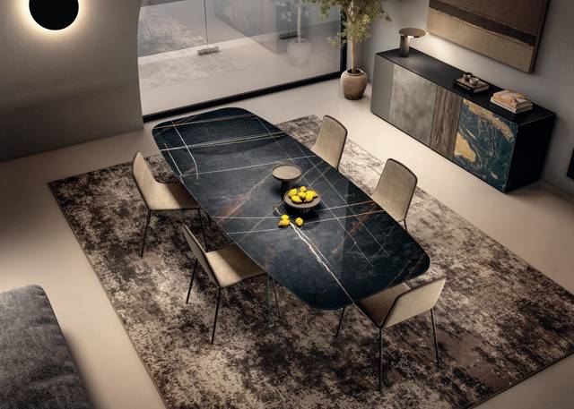 Air Slim Dining Table